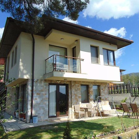 Къща За Гости Сиана Dospat Exterior foto